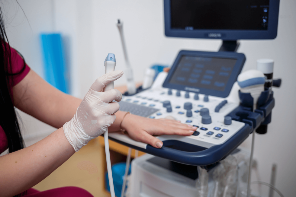 Visiting a vascular center for accurate vein diagnosis and treatment
